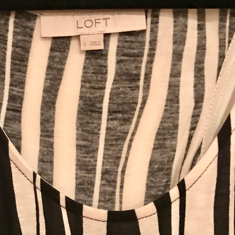 Black & White Dress - Picture 2 of 5